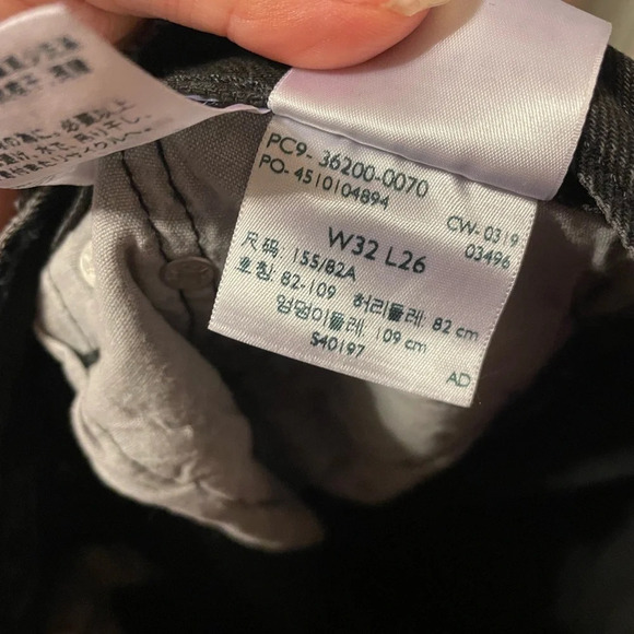 NWT LEVIS 501 STUDDED CROPPED JEANS - Picture 8 of 9